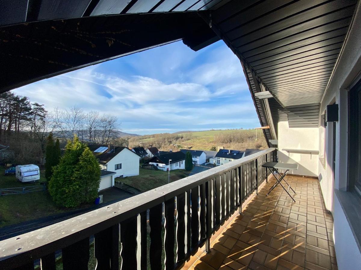 Ferienwohnung Mit Ausblick Mombris Extérieur photo