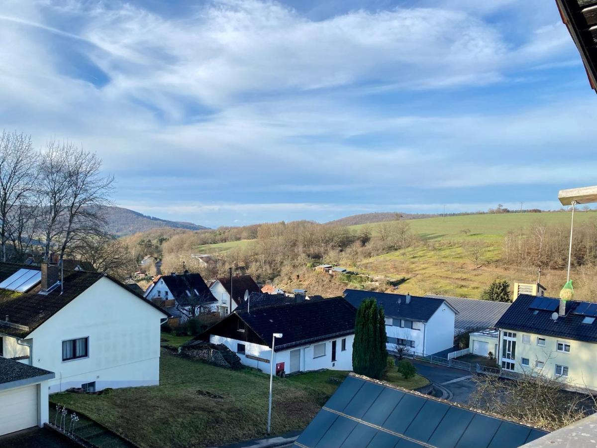 Ferienwohnung Mit Ausblick Mombris Extérieur photo